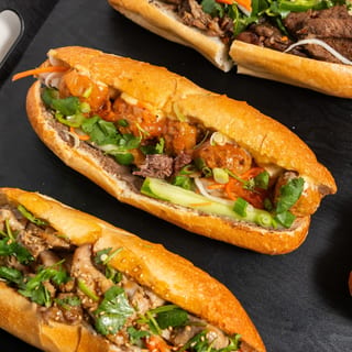 Banh Mi Family (4 Banh Mi Regular Size)
