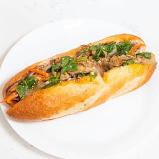 A6. Lemongrass Chicken - Bánh Mì Gà Sả